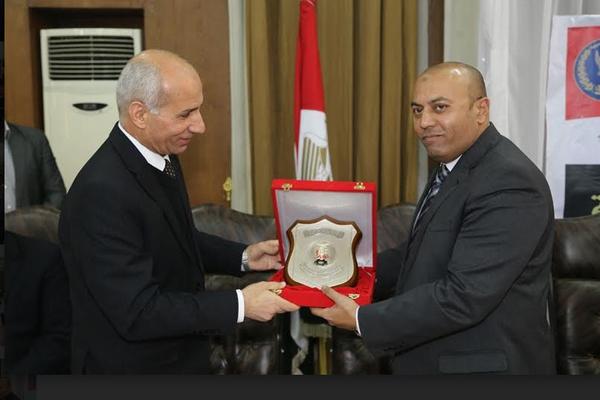 محافظ المنوفية يشهد احتفالية عيد الشرطة مع أسر الشهداء